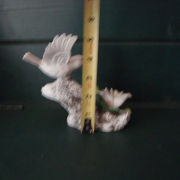 Heritage House Springtime Serenade Dove with Rose - Picture 5 of 6